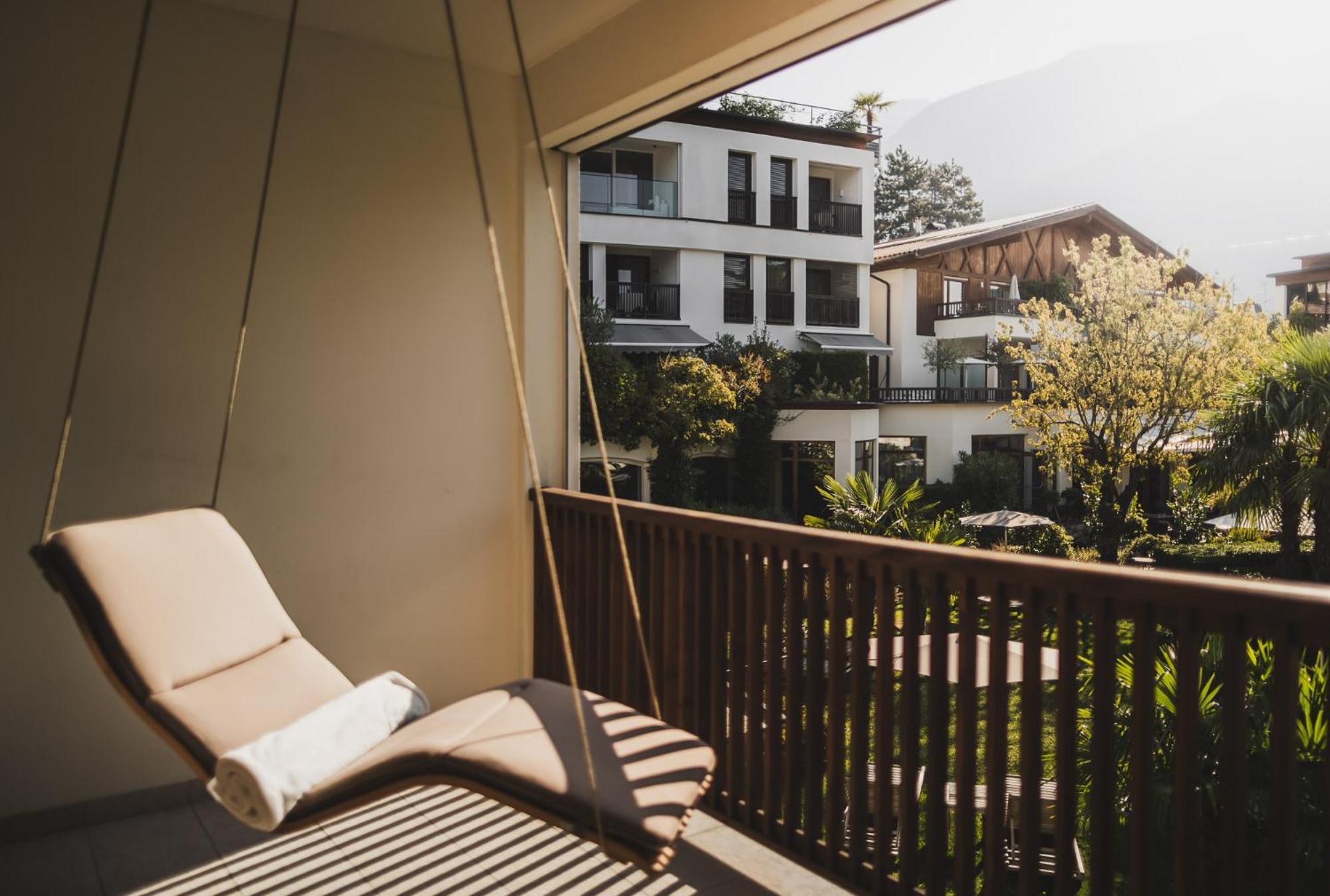 Hotel Ansitz Plantiz Мерано Экстерьер фото